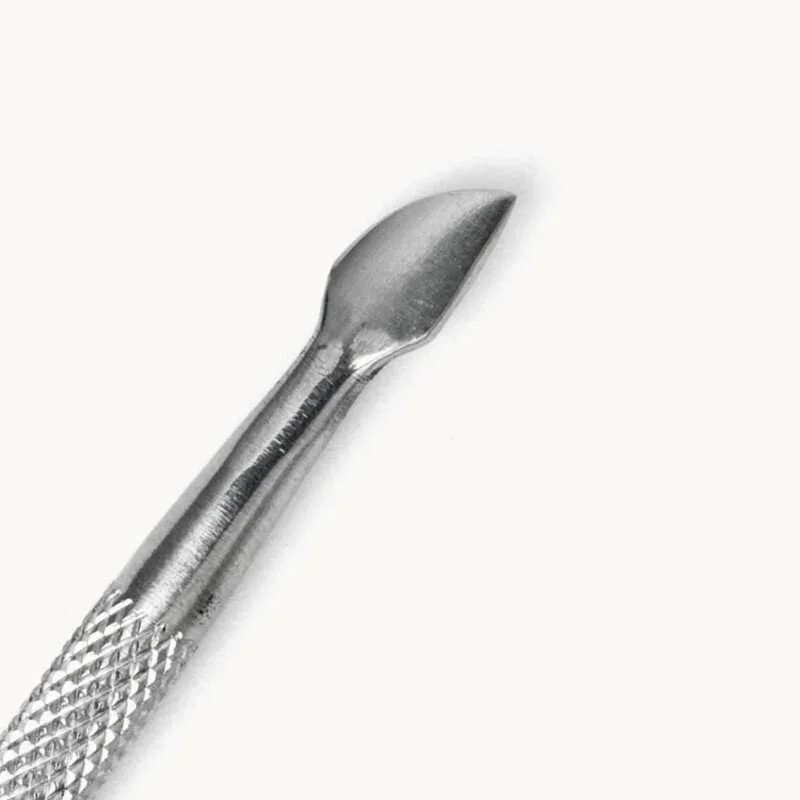 ENKOR-Repujador-De-Cuticula-Metalico-2_.webp