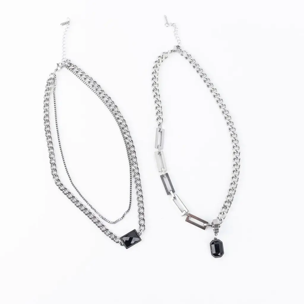 collares de acero ajustable con joya