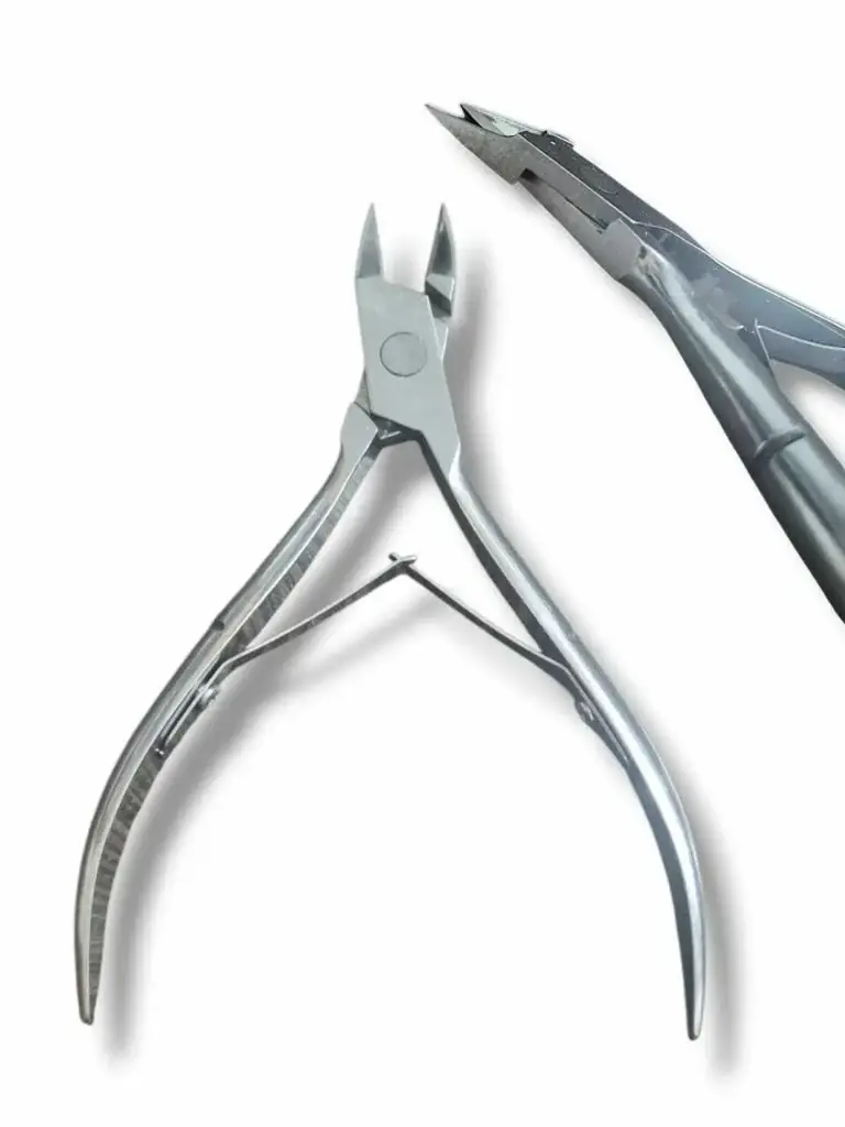 Alicate para uñas PLATEADO ELOISE 