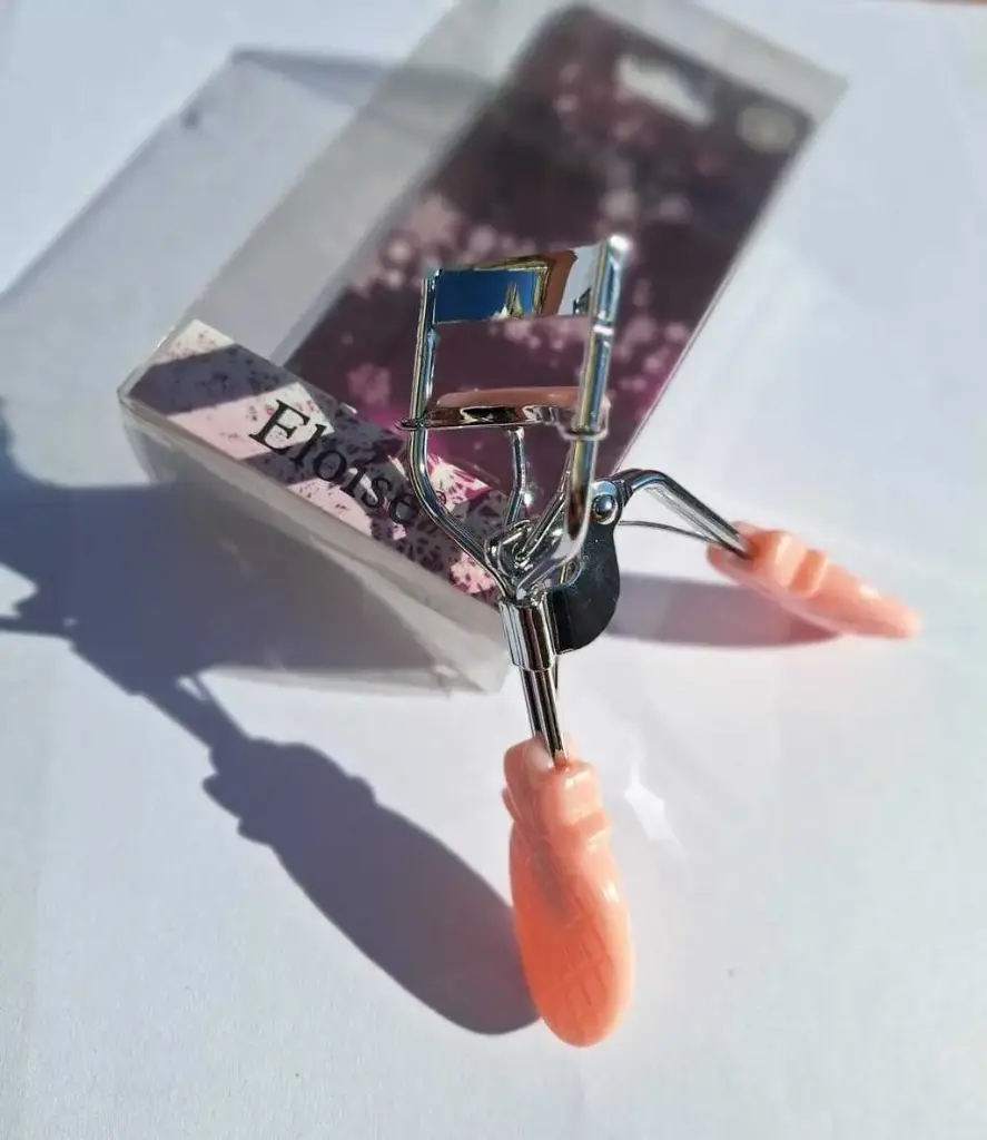 [PL-10JJMA7JMJ6627] Arqueador de pestañas ELOISE Mango Anana