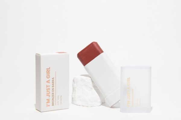 i`m just a girl bronzer en barra