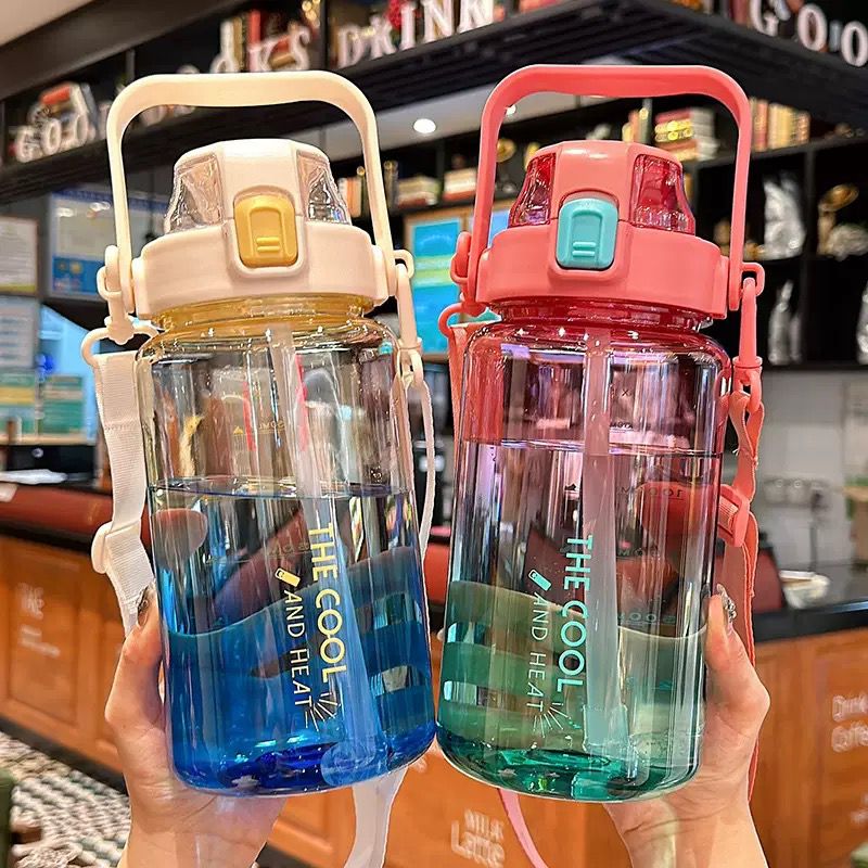 botella the cool con pico y tira