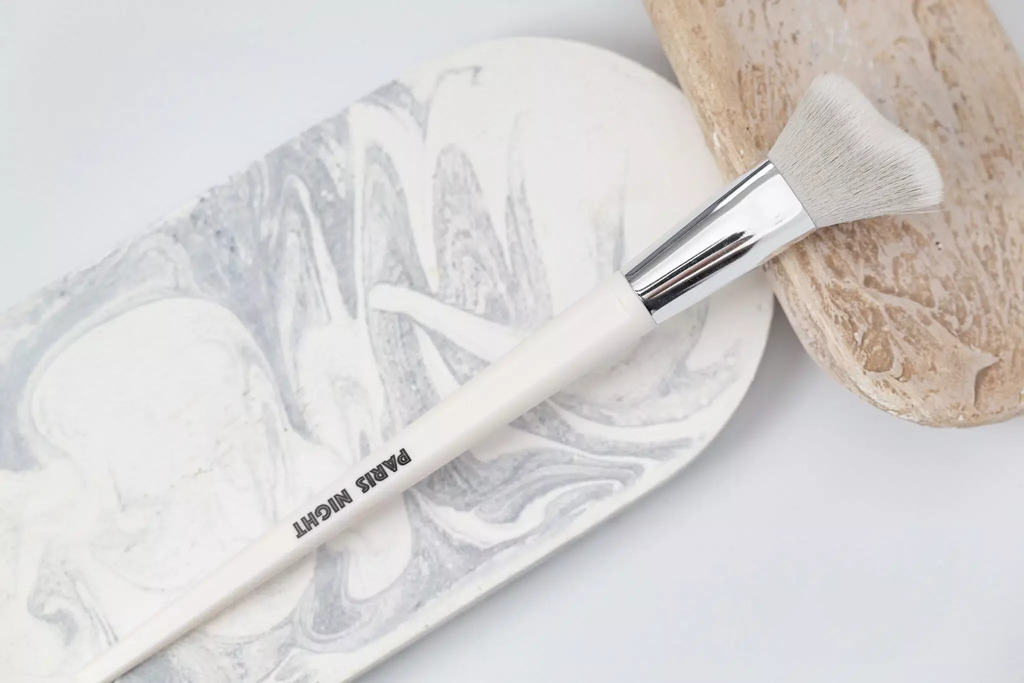 brocha mango blanco Paris Night