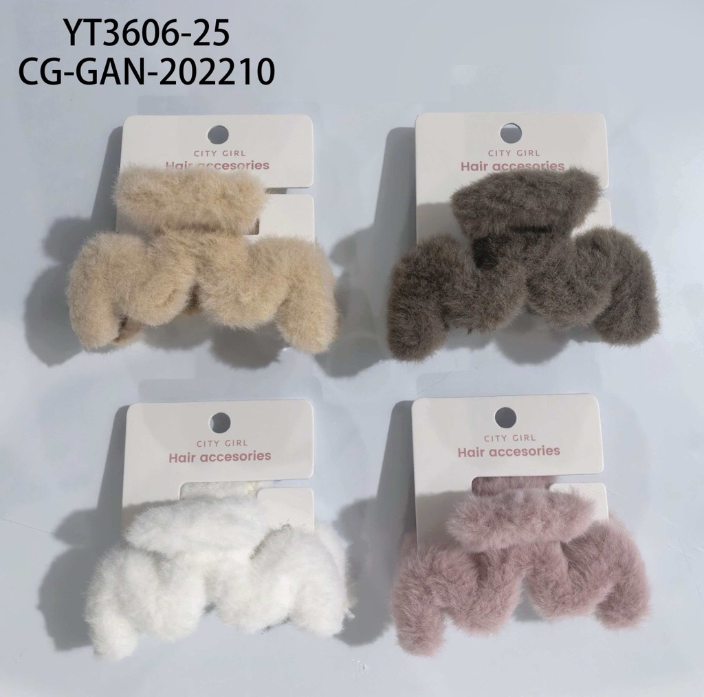 BROCHE DE PELO PELUCHE CITY GIRL