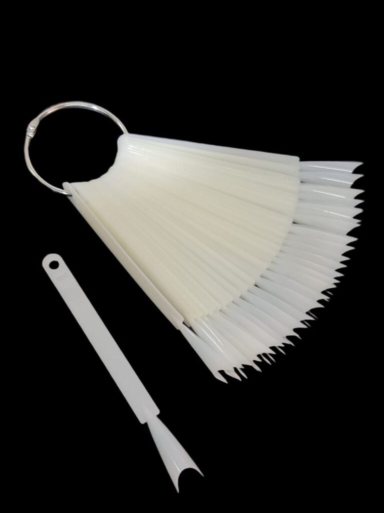 Muestrario Stileto Natural SIN MARCA 50pcs ___Pack X12  A730-1