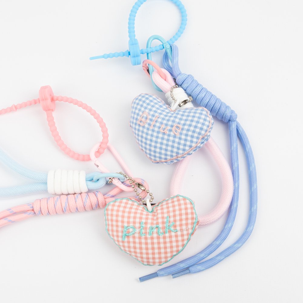 [PG-D-5285-17] LLAVERO CORAZÓN CUADRITOS CITY GIRL