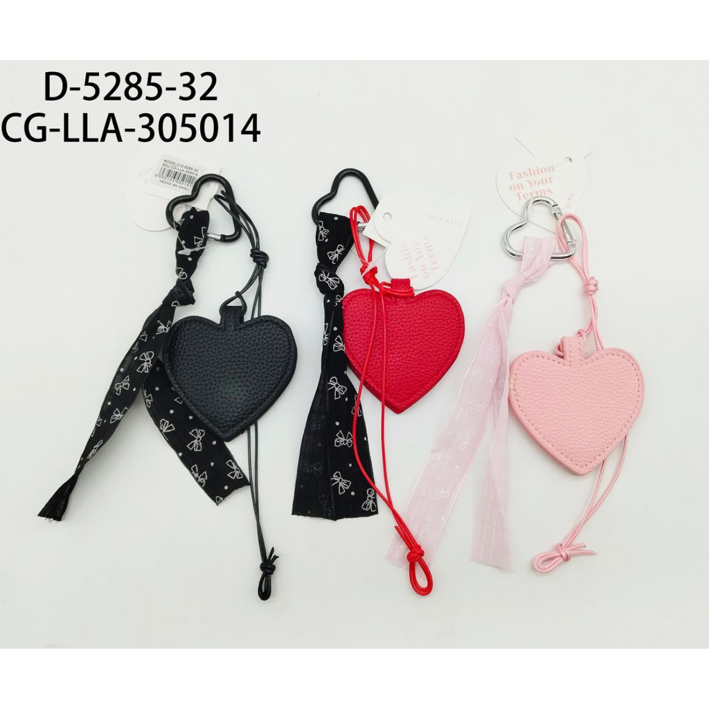 [PG-D-5285-32] LLAVERO CHARM CORAZÓN CITY GIRL