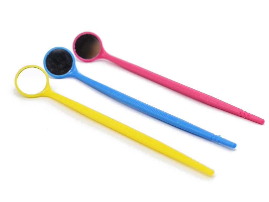 [PM-MCR6-704] MINI ESPEJO CON MANGA PARA PESTAÑAS PLASTICO