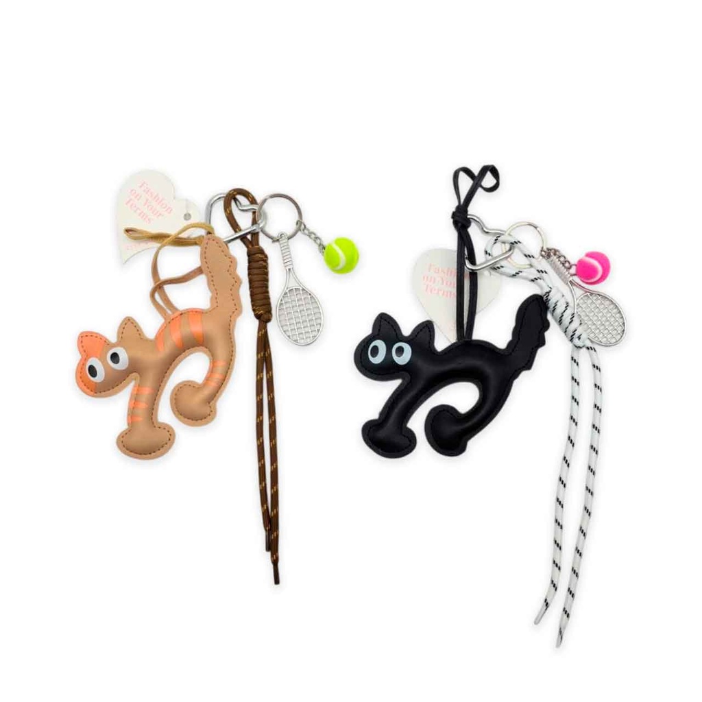 LLAVERO CHARM GATITO CON RAQUETA