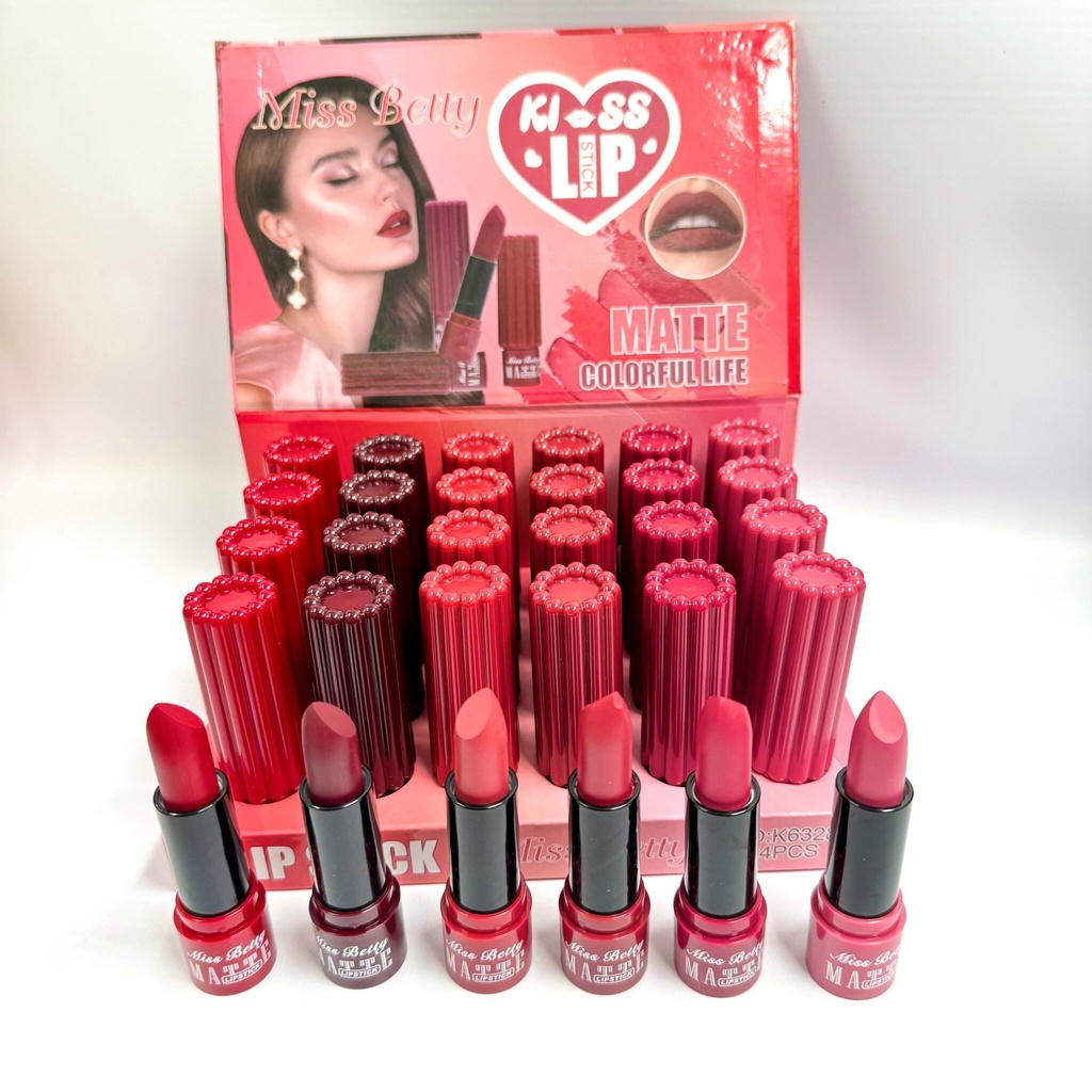 LABIAL EN BARRA MATTE MISS BETTY X1U. *24
