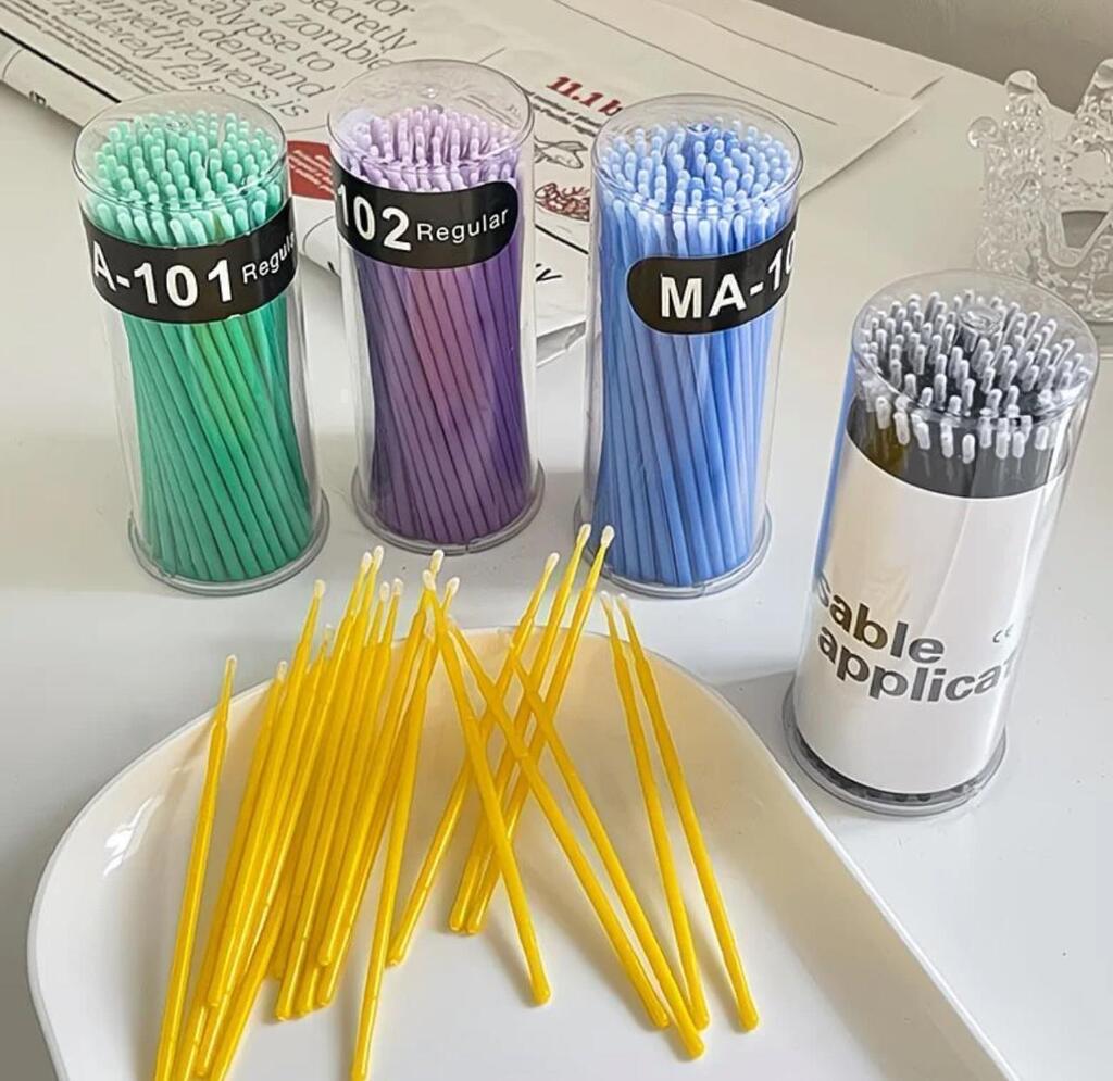 [PL-100226] Micro hisopos de pestañas en cajita