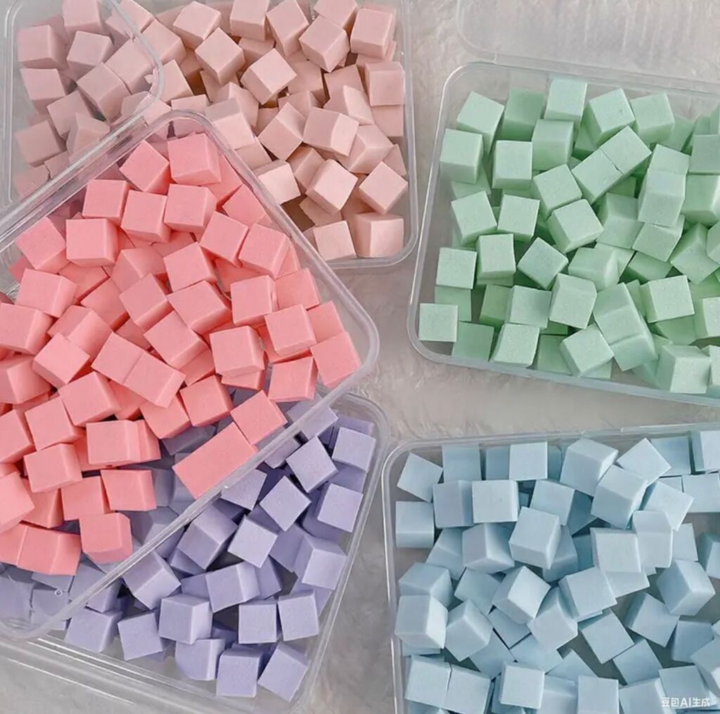 [PL-100851] Set de 100 esponjas + pinza de agarre COLORES