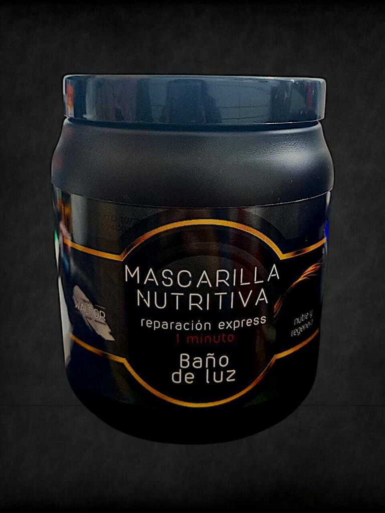 Mascarilla nutitiva CAPULLO DE SEDA 900 ml BEAUTY WALFOR