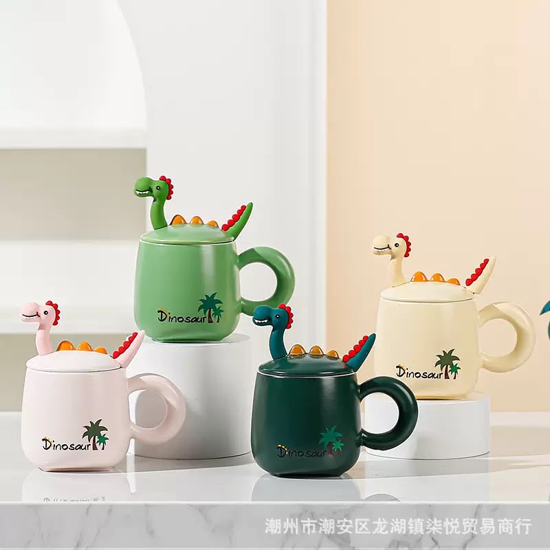 TAZA CON TAPA Y CUCHARITA CERAMICA DISNOSAURIO