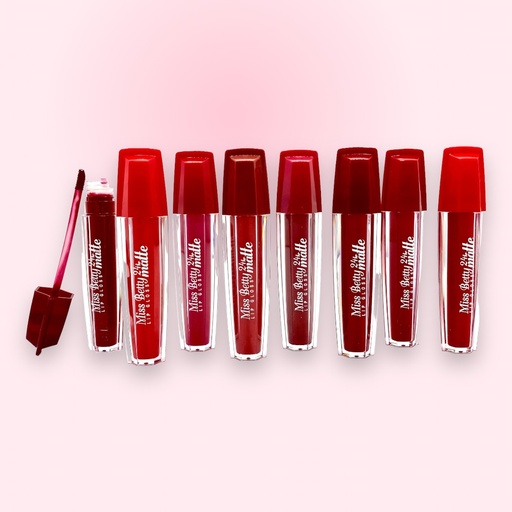 [PL-934178] lip gloss labial MATTE tapa roja MISS BETTY